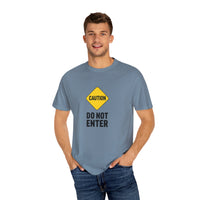 Caution - T-shirt